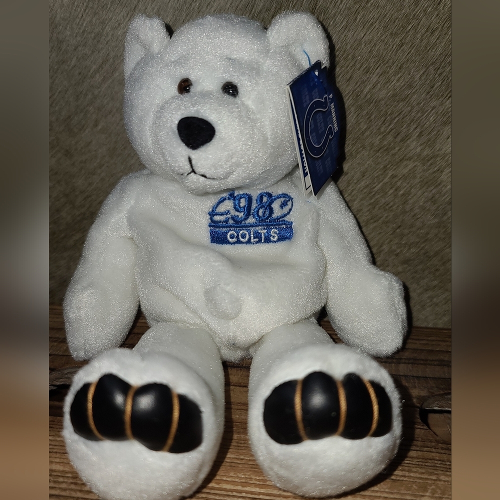 Limited treasures Manning bear Colts